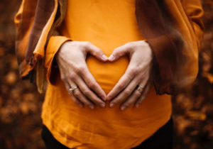 ¿Por qué prepararse para el parto-Photo by Alicia Petresc on Unsplash
